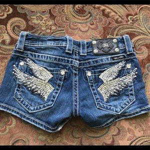 Miss Me Shorts size 25